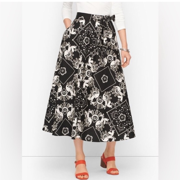 Talbots Peacock ALLOVER BANDANA COTTON MIDI SKIRT Geometric w/Pockets Black 18 - Picture 1 of 8